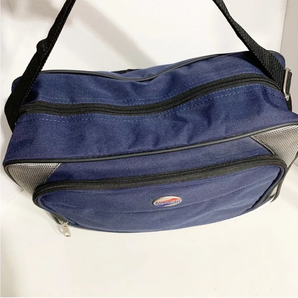 Vintage American Tourister Single Compartment Carry-On Travel Suitcase Bag Strap